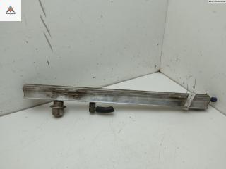 топливная рампа Volvo S80 1 поколение 2001, 2.4 л., бензин, АКПП, синий, седан, 9202710