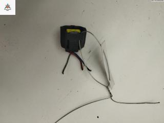 разъем (фишка) проводки Ford Focus 1 поколение [рестайлинг] 2004, 1.4 л., бензин, МКПП, серый, хетчбэк 5 дв.