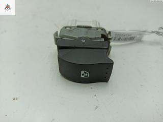кнопка стеклоподъемника заднего правого Renault Scenic 2 поколение 2005, 1.5 л., дизель, МКПП, серый, минивэн, 315029B