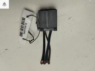 разъем (фишка) проводки Ford Focus 1 поколение [рестайлинг] 2002, 1.6 л., i, бензин, МКПП, серый, хетчбэк 5 дв.