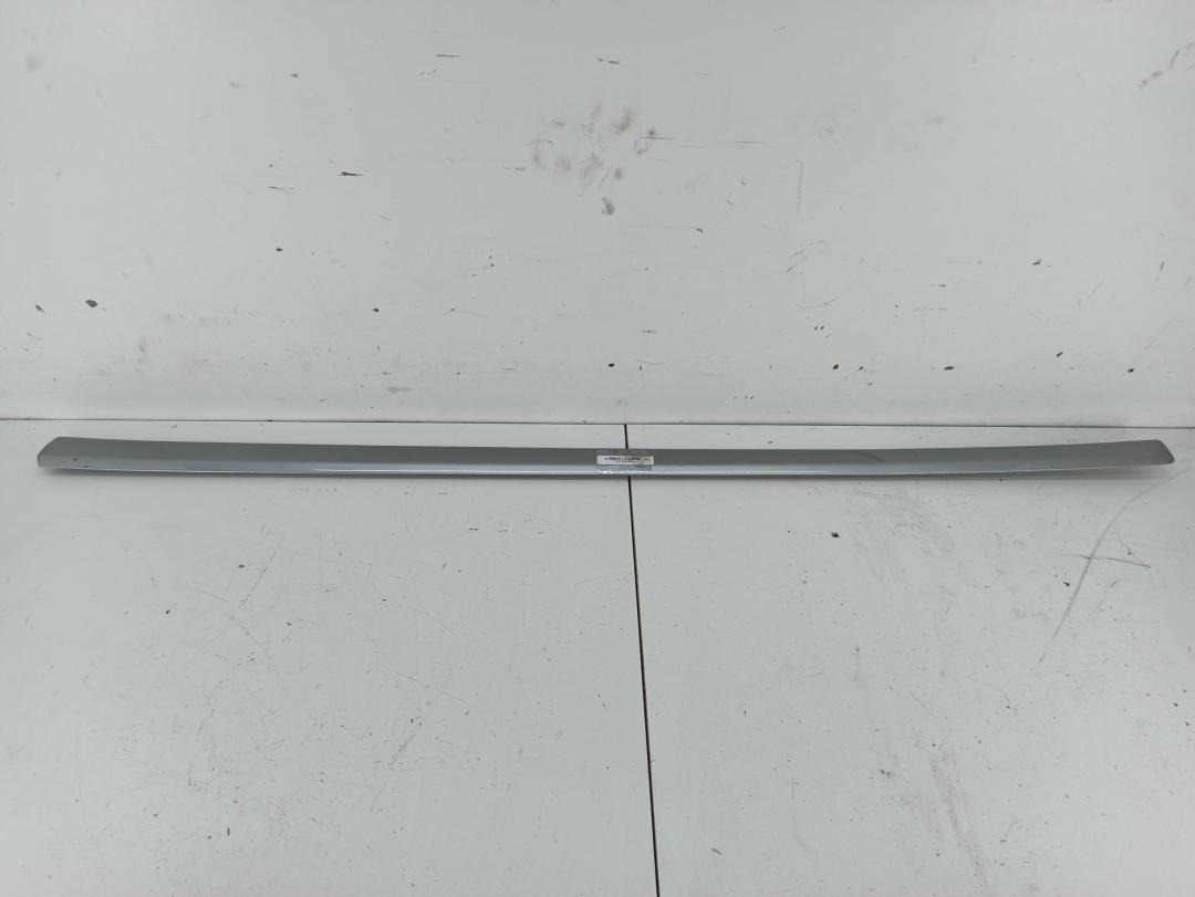 молдинг двери передней левой Audi A4 B6 2002, 2.0 л., бензин, АКПП, серый, универсал, 8E0853953