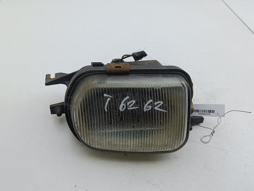 фара противотуманная левая Mercedes-Benz C-Класс W203/S203/CL203 2001, 2.0 л., бензин, МКПП, чёрный, универсал, 2158200556 - фото №1