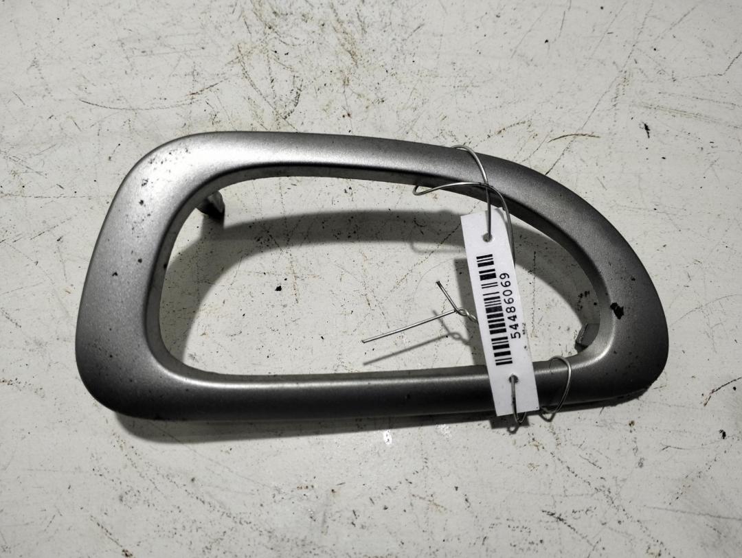 Накладка на ручку двери Peugeot 307 2004, 1.4 л., бензин, МКПП, серый, универсал, 9634769877