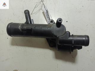 корпус термостата Dacia (Renault) Sandero I 2009, 1.5 л., дизель, МКПП, красный, хетчбэк 5 дв., 8200558758