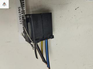 разъем (фишка) проводки Ford Focus 1 поколение [рестайлинг] 2001, 1.6 л., i, бензин, МКПП, серый, хетчбэк 3 дв.