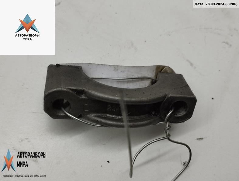 постель распредвала (бугель) Audi A6 4B/C5 1999, 2.5 л., дизель, МКПП, синий, универсал, 451B - фото №1