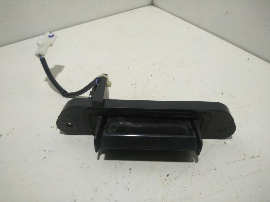 ручка крышки багажника Citroen C-Crosser 2007, чёрный, внедорожник 5 дв., 0000649022