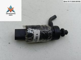 насос (моторчик) омывателя стекла Mercedes-Benz C-Класс W202/S202 [рестайлинг] 1998, красный, универсал