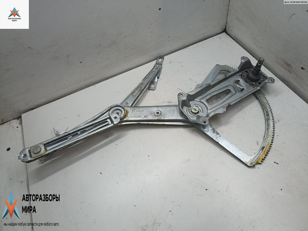 стеклоподъемник передний правый Opel Zafira 1 поколение (A) 2001, 1.8 л., бензин, АКПП, красный, минивэн, 90579386 - фото №1