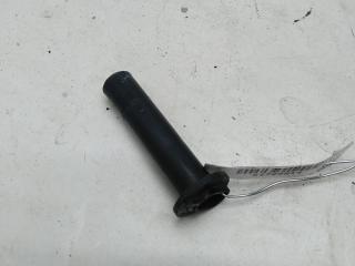 кронштейн радиатора Volkswagen Passat B5 [рестайлинг] 2001, 1.6 л., бензин, МКПП, красный, универсал, 3B0121200