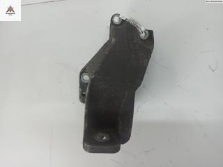 кронштейн двигателя Audi A4 B5 1995, 1.8 л., бензин, МКПП, синий, седан, 8D0199307L