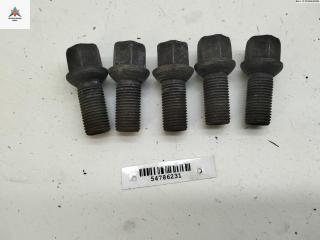 болт колесный Volkswagen Touran 1 поколение 2003, 1.6 л., бензин, МКПП, чёрный, минивэн, 8D0601139D