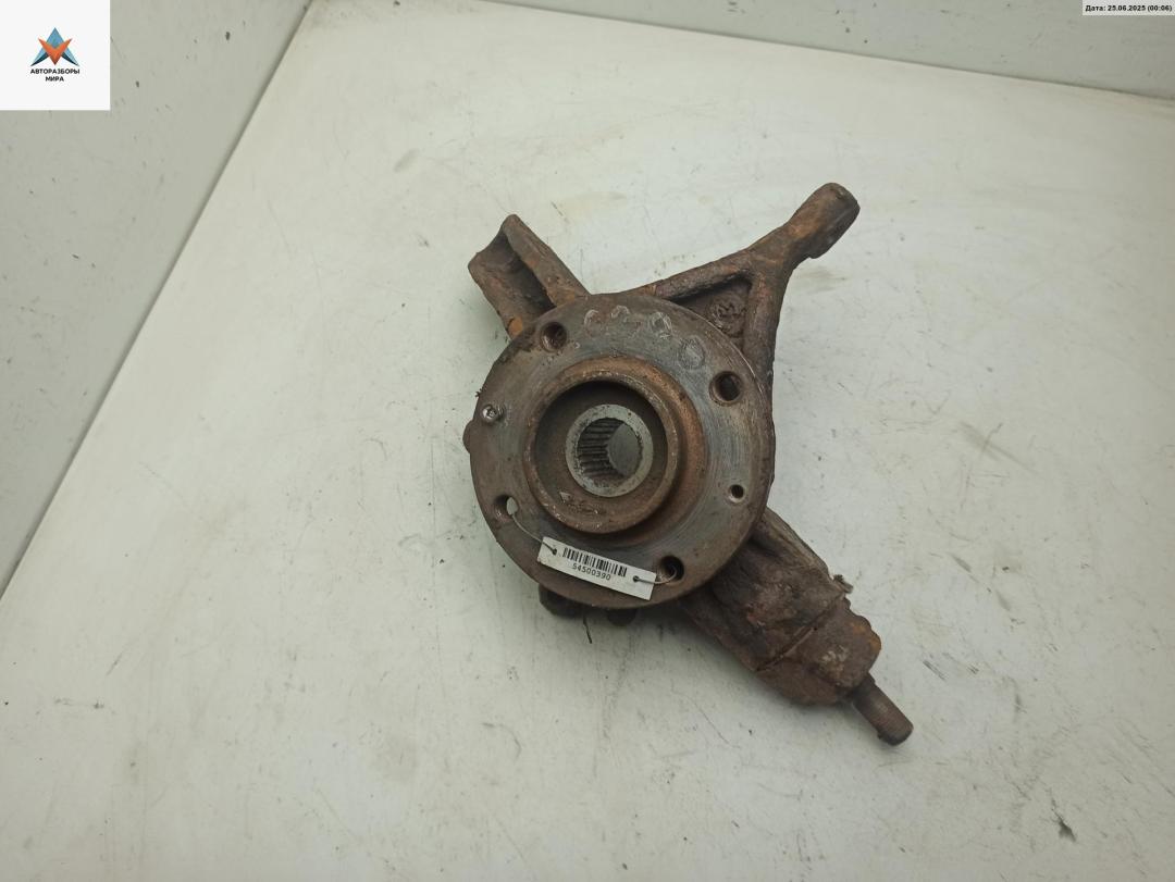 ступица передняя левая Peugeot 307 1 поколение 2002, 1.6 л., бензин, МКПП, серый, хетчбэк 3 дв. - фото №1