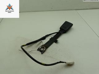 замок ремня безопасности Toyota Aygo 1 поколение 2006, 1.0 л., бензин, МКПП, красный, хетчбэк 3 дв., E034501