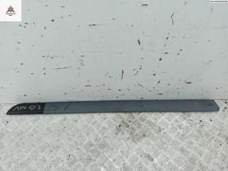 молдинг двери передней правой Renault Megane 2 поколение 2003, 1.6 л., бензин, МКПП, синий, хетчбэк 5 дв., 820073471