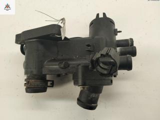 корпус термостата Volkswagen Bora 1 поколение 2000, 1.4 л., бензин, МКПП, серый, седан, 032121111