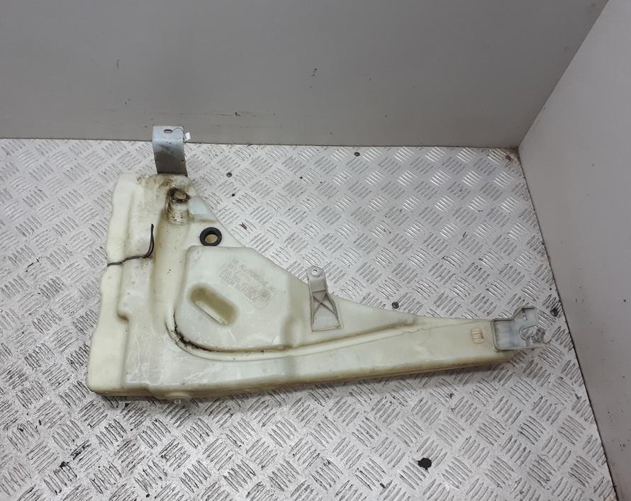 бачок омывателя Volkswagen Touareg 2003, 4.2 л., бензин, внедорожник 5 дв.