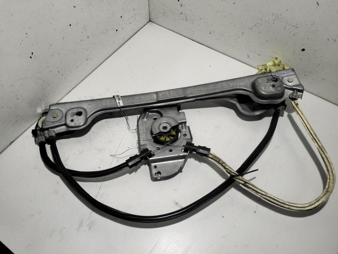 стеклоподъемник электрический передний левый Peugeot 1007 2005, 1.4 л., бензин, АКПП, серый, хетчбэк 3 дв., 118357