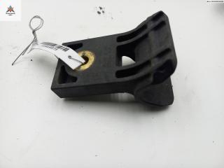 кронштейн радиатора Opel Meriva 2 поколение (B) [рестайлинг] 2015, 1.4 л., бензин, МКПП, синий, минивэн, 13262692