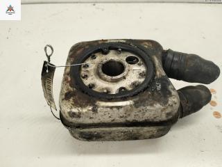 теплообменник масляного фильтра Volkswagen Passat B5 1999, 1.8 л., бензин, МКПП, красный, универсал, 028117021B