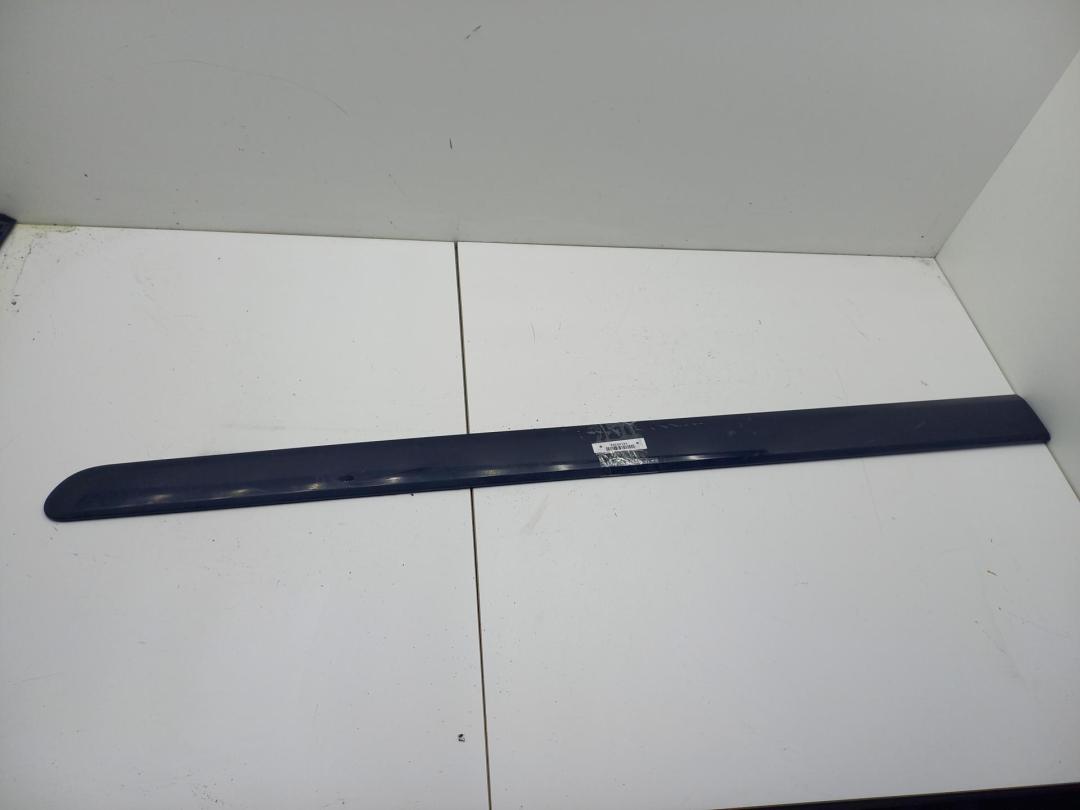 молдинг двери передней левой Opel Zafira B 2008, 1.6 л., бензин, МКПП, чёрный, минивэн, 13137772