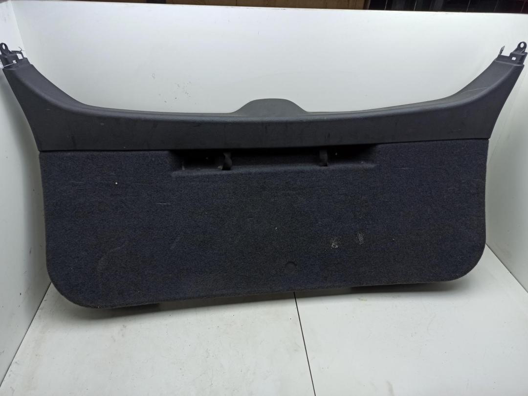 обшивка крышки багажника Opel Astra H 2005, 1.6 л., бензин, МКПП, серый, универсал, 13152329