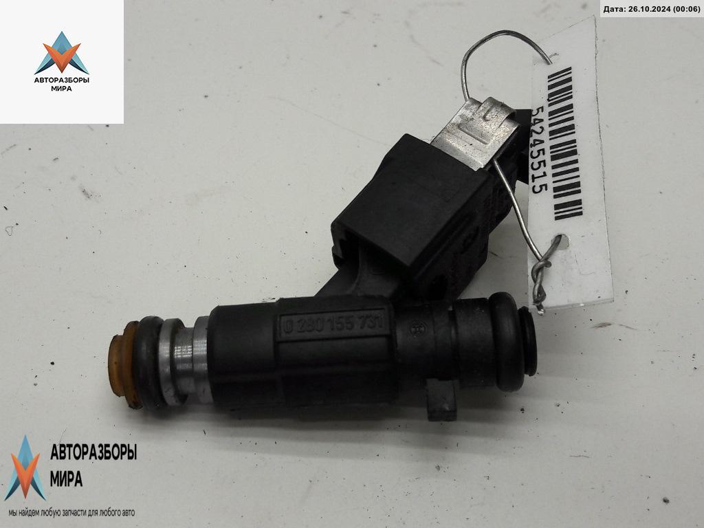 форсунка Volkswagen Golf 3 поколение 1997, 1.4 л., бензин, МКПП, красный, хетчбэк 3 дв., 030906031E - фото №1