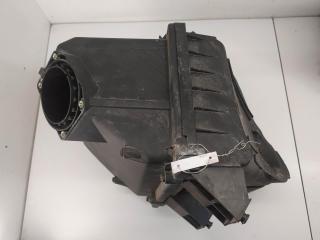 корпус воздушного фильтра Volkswagen Passat B5 1999, 1.6 л., бензин, МКПП, красный, универсал