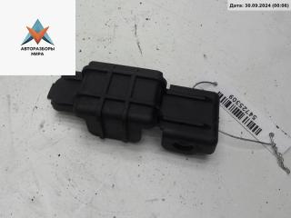 кронштейн (крепление) Volkswagen Passat B5 [рестайлинг] 2002, 1.8 л., бензин, АКПП, серый, универсал, 8D0260427