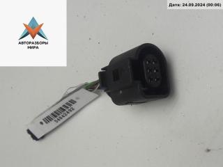 разъем (фишка) проводки Volkswagen Golf 4 поколение 2000, 1.4 л., бензин, МКПП, чёрный, хетчбэк 5 дв., 1J0973713