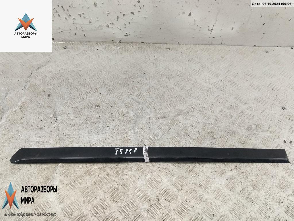 молдинг двери задней левой Audi A4 B6 2003, 2.0 л., бензин, МКПП, чёрный, универсал, 8E0853963 - фото №1