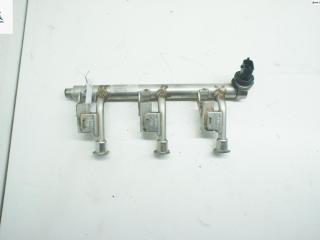 топливная рампа Ford B-max 1 поколение 2013, 1.0 л., бензин, МКПП, красный, минивэн, CM5G9H487HB