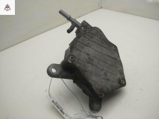 насос вакуумный Toyota Avensis 2 поколение (T250) 2005, 2.2 л., дизель, МКПП, чёрный, хетчбэк 5 дв.