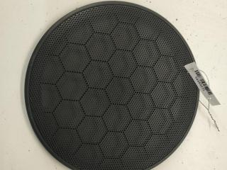 Сетка (решетка) динамика Volkswagen Bora 1 поколение 2001, 2.0 л., бензин, МКПП, серый, универсал, 3B0868149