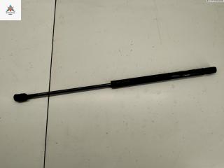 амортизатор крышки багажника (3-5 двери) Volkswagen Golf 3 поколение 1992, 1.8 л., бензин, МКПП, серый, хетчбэк 5 дв., 1H6827550