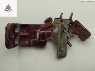 петля двери Ford Courier 1996, красный, фургон