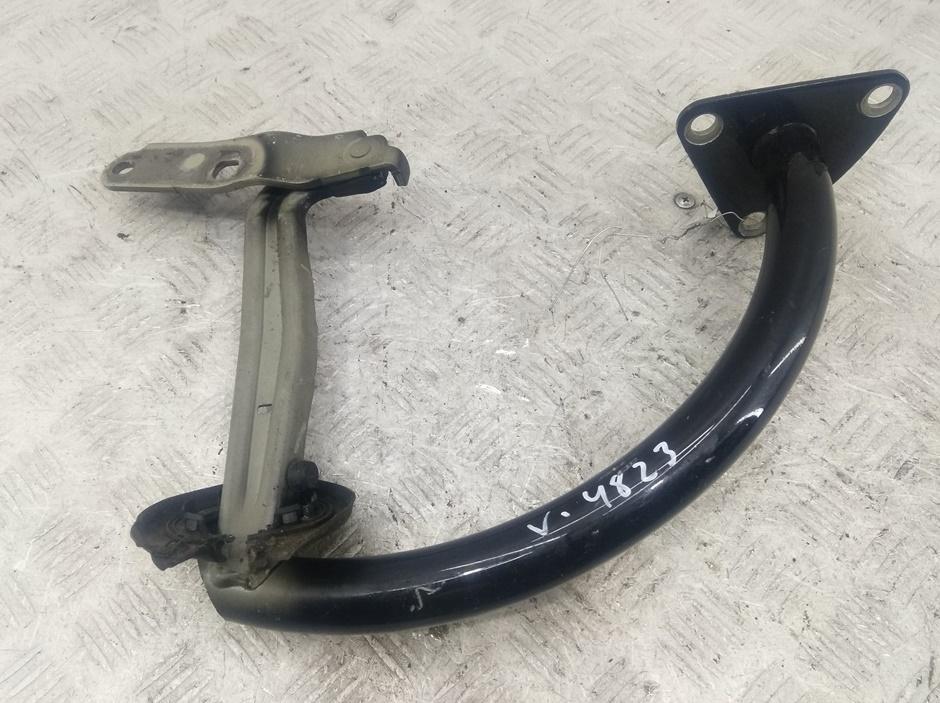 петля крышки багажника Volkswagen Passat B6 2007, чёрный, седан, 3C5827301B