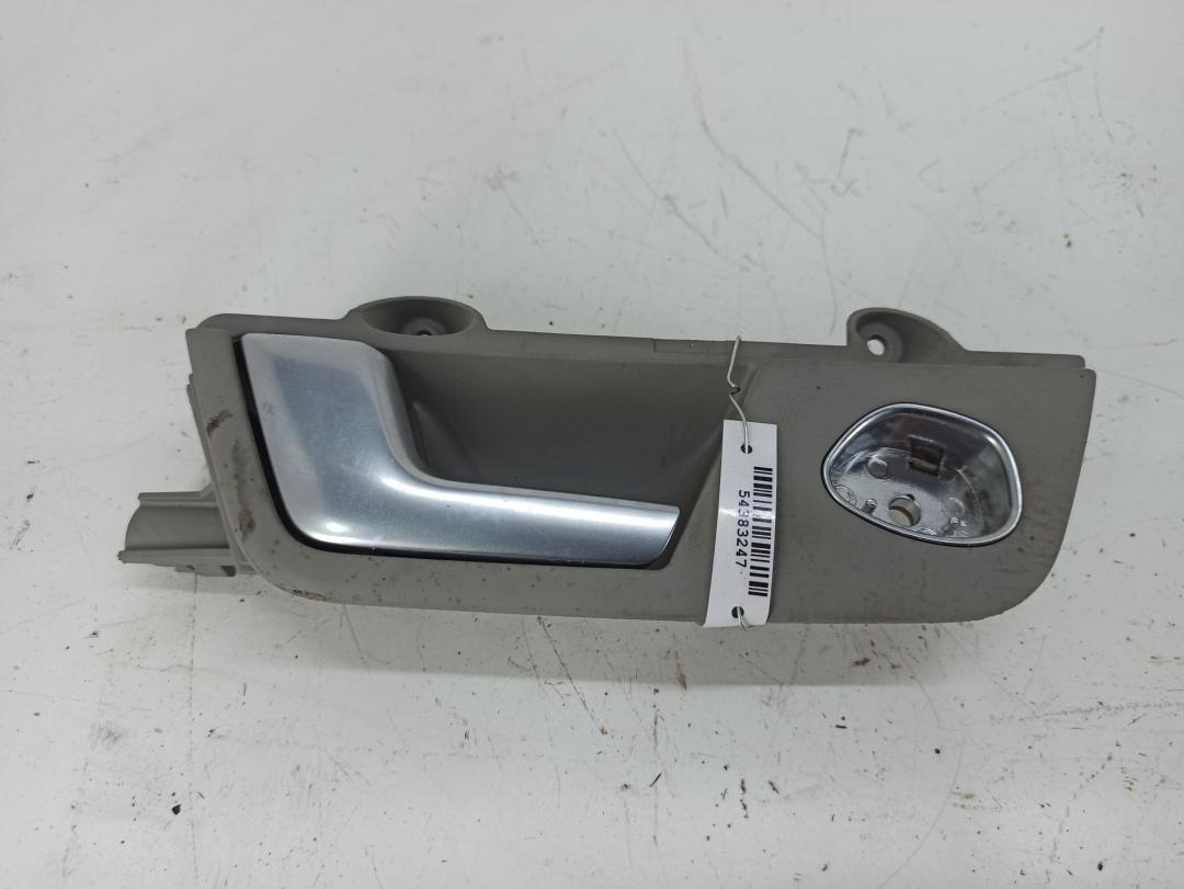 ручка внутренняя задняя левая Audi A4 B7 2005, 2.0 л., дизель, МКПП, серый, универсал, 8E0839019