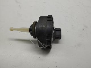 корректор фар Audi A4 B5 1997, 1.9 л., дизель, МКПП, серый, универсал, 4D0941295