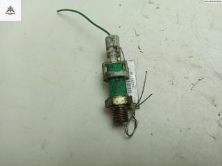 датчик давления масла Renault Megane 1 поколение [рестайлинг] 1999, 1.6 л., бензин, МКПП, красный, универсал, 334919