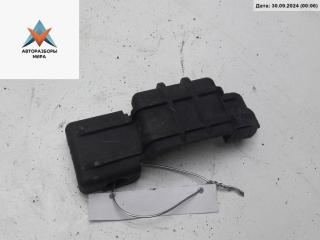 кронштейн (крепление) Volkswagen Passat B5 [рестайлинг] 2002, 1.8 л., бензин, АКПП, серый, универсал, 8D0260427