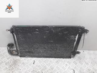 радиатор кондиционера Volkswagen Golf 5 поколение 2005, 1.4 л., бензин, МКПП, синий, хетчбэк 3 дв., 1K0820411H
