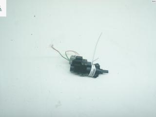 Датчик (включатель) стоп-сигнала Ford Focus 2 поколение [рестайлинг] 2007, 1.6 л., i, бензин, МКПП, красный, универсал, 3M5T13480AB