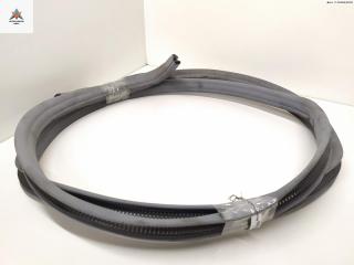 уплотнитель двери Mercedes-Benz E-Класс W124 [2-й рестайлинг] 1995, 2.0 л., бензин, МКПП, серый, универсал