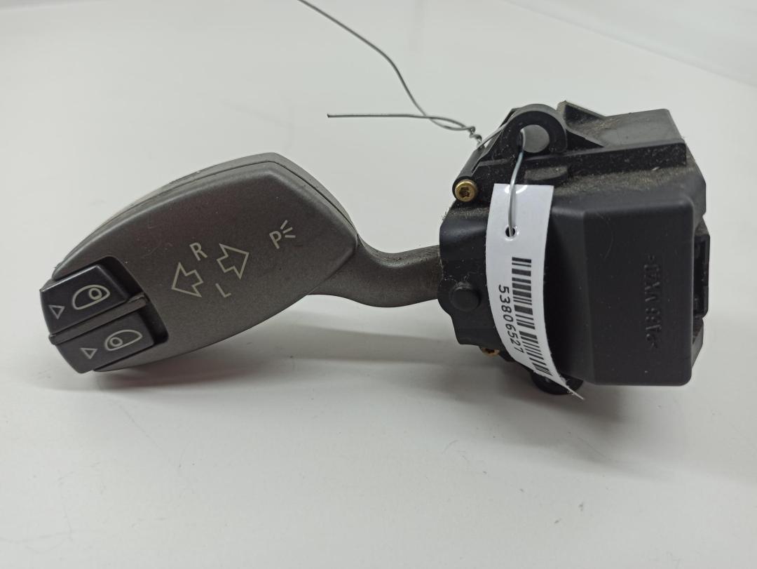 переключатель поворотов BMW 7 E65/E66 2003, 3.0 л., дизель, АКПП, серый, седан, 6911516