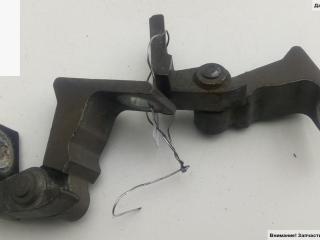 петля двери Volkswagen Touareg 2 поколение 2010, серый, внедорожник 5 дв., 8K0831402A