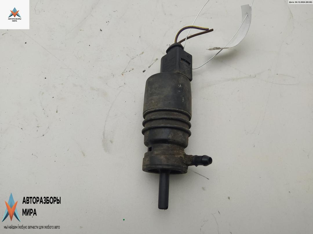 насос (моторчик) омывателя стекла Mercedes-Benz C-Класс W202/S202 1996, синий, универсал, 0115450128 - фото №1