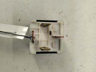 реле (прочие) Volkswagen Passat B3 1989, 1.8 л., бензин, МКПП, красный, универсал, 4RA003510