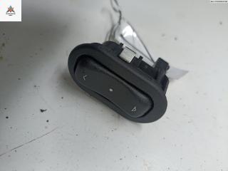 кнопка стеклоподъемника переднего правого Opel Astra G 2003, 1.6 л., бензин, МКПП, серый, универсал, 13363100