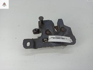 замок капота Audi A4 B5 1996, 1.6 л., бензин, МКПП, синий, седан, 8D0823509